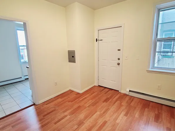6704 Bergenline Ave, West New York, NJ