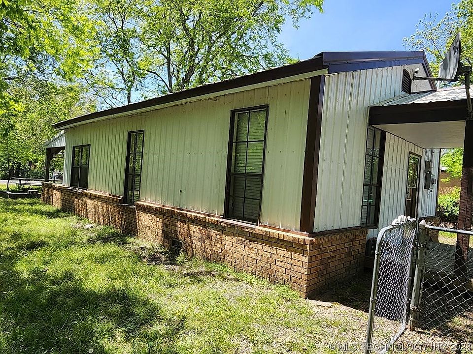 210 E Chickasaw St, Tahlequah, OK 74464 Zillow