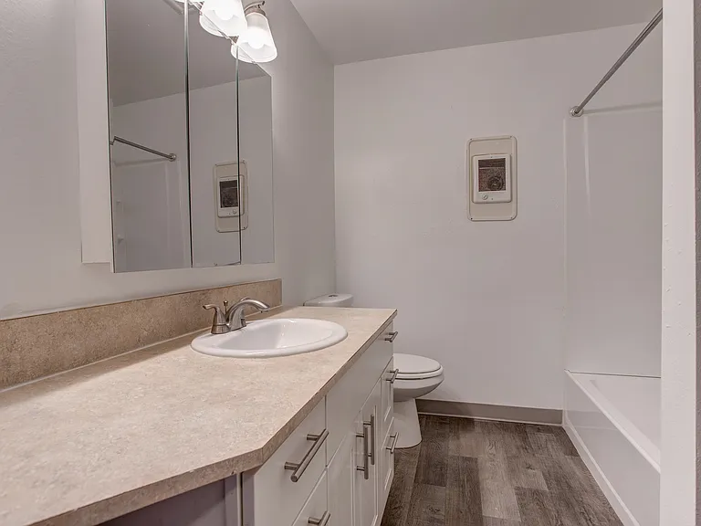 Arbor View Apartments — Photo 11