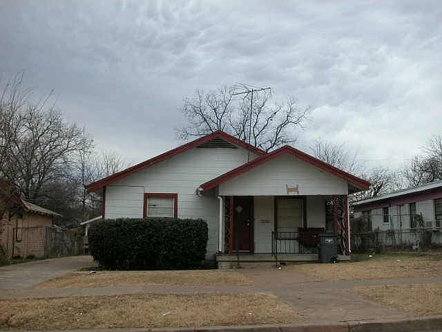 1st image of 846 E Davis Ave