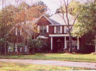 16 Quail Hollow Dr, Hattiesburg, MS 39402