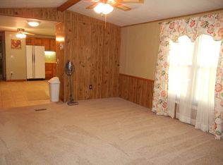 10969 Woods Cross Rd, Gloucester, VA 23061