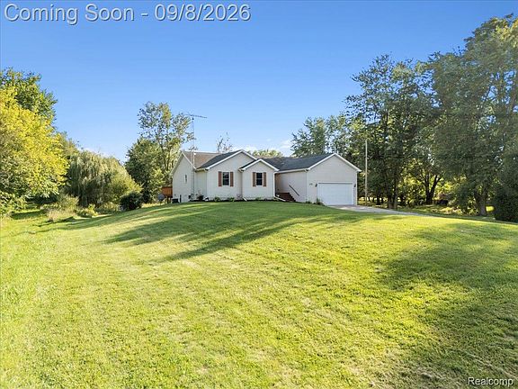 3rd image of 5747 Chase Lake Rd