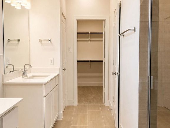 5th image of 29422 Meadowcreek Hill Dr