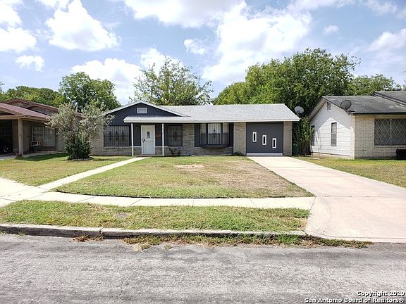 3rd image of 4326 Ullman Dr