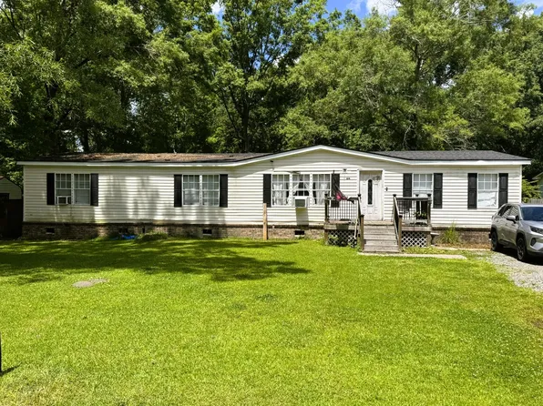104 Dean Dr, Summerville, SC 29483