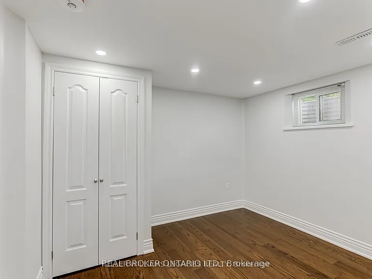 47 Rotary Dr — Photo 40