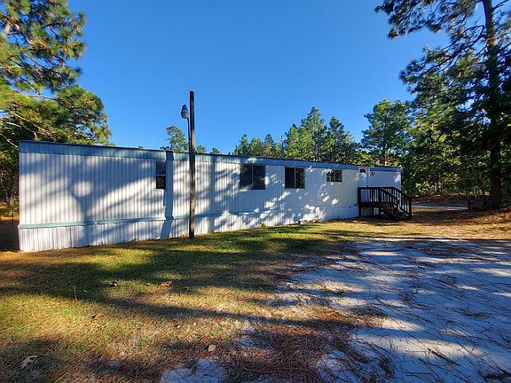 2nd image of 119 E Woods Ct