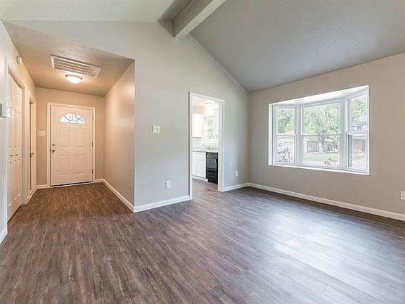 5th image of 12925 Westchester Ln