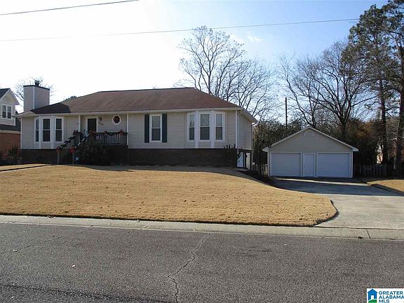 3rd image of 5816 Ashley Dr