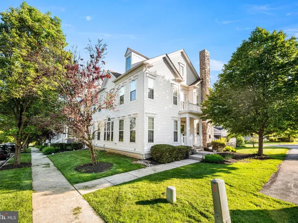 1110 Harding Cir, Chester Springs, PA 19425