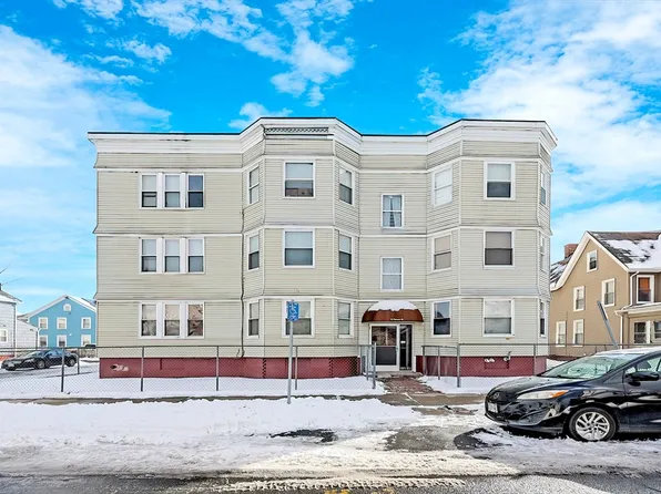 93 Florence St, Springfield, MA 01105