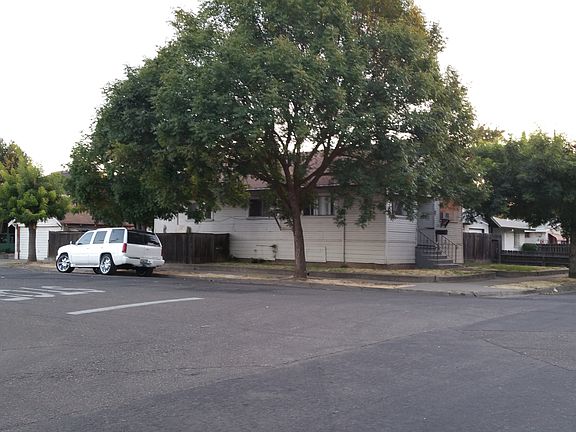 2nd image of 1644 E Scotts Ave