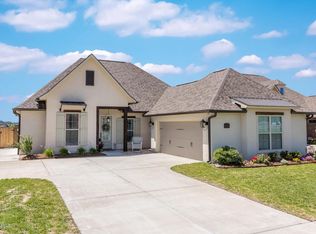 122 Harton Rd, Youngsville, LA 70592