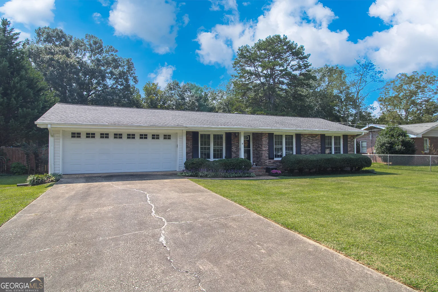 273 Nancy St photo 1
