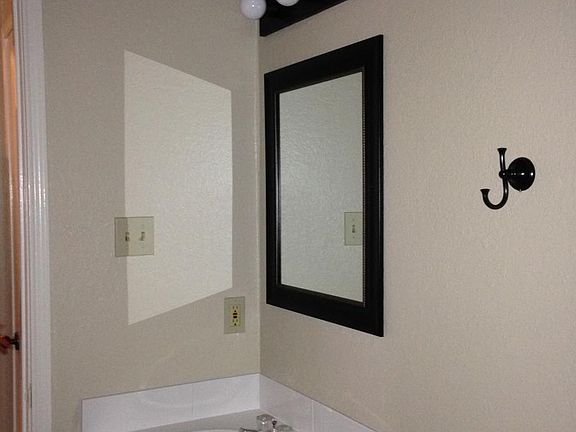 5th image of 5520 Lewis Ct APT D