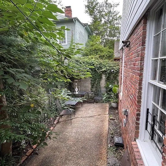 112 Houston St #1 — Photo 12