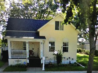 1235 2nd St SE, Cedar Rapids, IA 52401