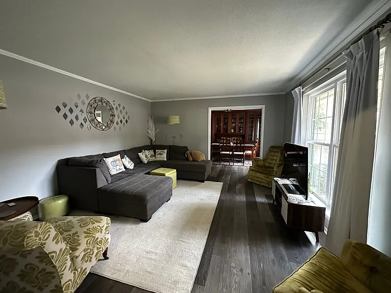 809 Knights Ct — Photo 21