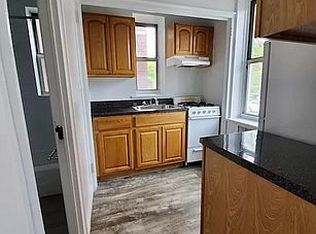 69-60 108th St #2D, Forest Hills, NY 11375