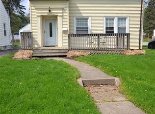 1227 Northlawn Dr, Fort Wayne, IN