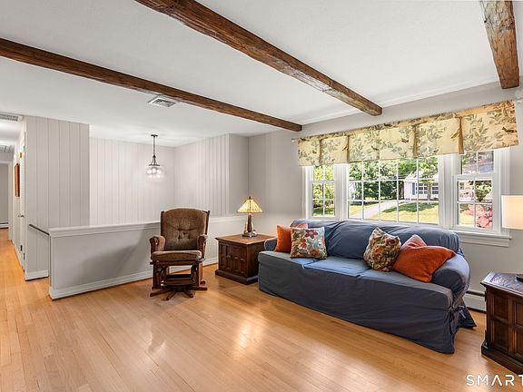 4th image of 74 Arnott Road