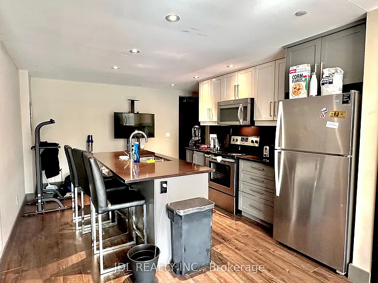330 Phillip St #S2501 — Photo 5