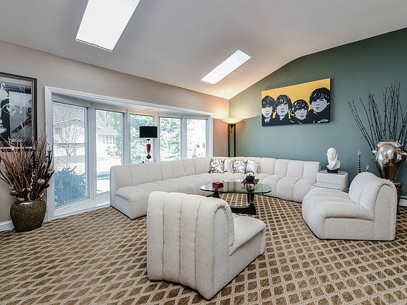 5th image of 31 Flower Ln