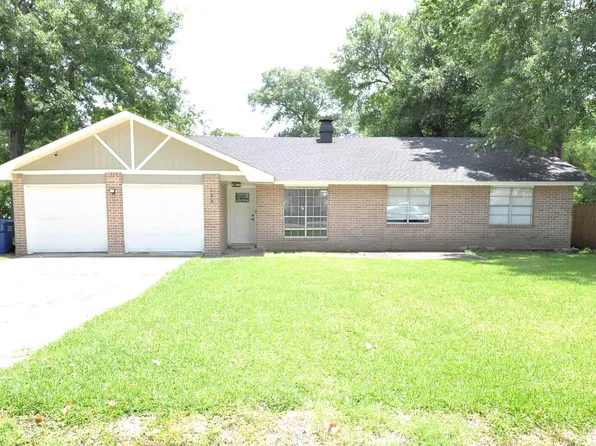 133 7th St, Nederland, TX 77627