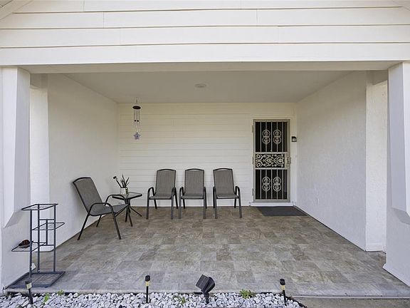 5th image of 465 Marion Oaks Blvd