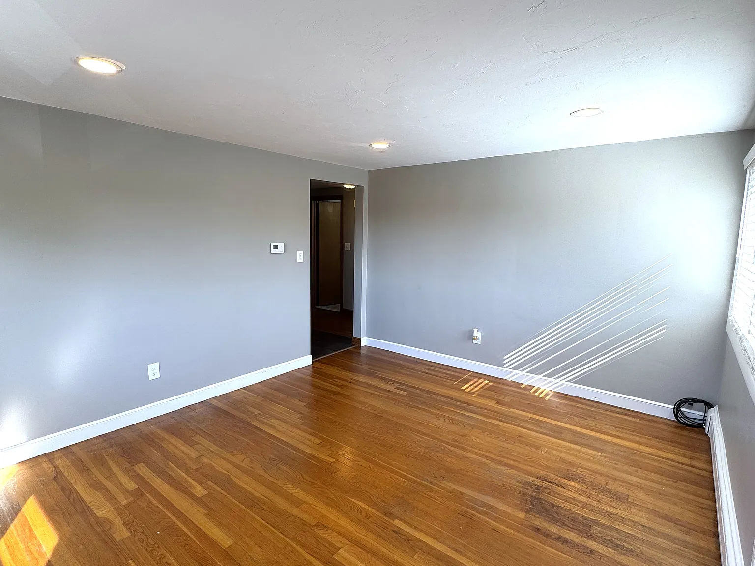 1 bed, 600 sqft, $1,950 — Photo 3