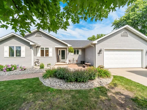 N2472 Sally Ct, Greenville, WI 54942