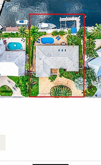 1st image of 2813 NE 29th St