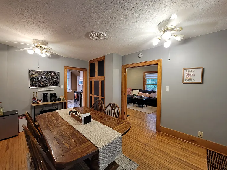 2300 Franklin St #1 — Photo 21