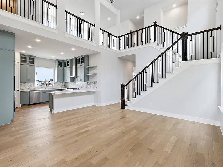 7243 Farley St — Photo 17