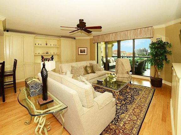 Home For Sale In The Landmark