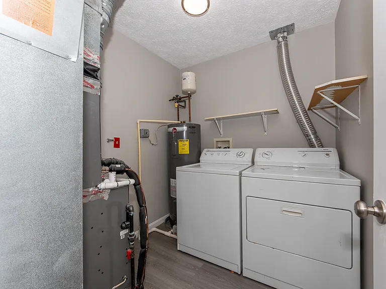 10 Ironstone Ct #E — Photo 11