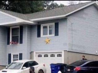 7 Bradley Ct, Fall River, MA 02720
