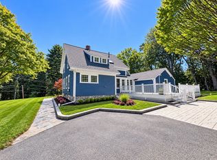 8 Pemberton Rd, Wayland, MA 01778