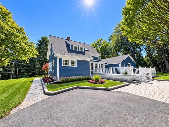 8 Pemberton Rd, Wayland, MA 01778