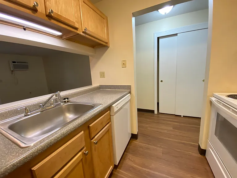 147 Eastern Ave #104 — Photo 25