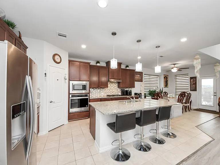 3512 Jasperstone Ln — Photo 16