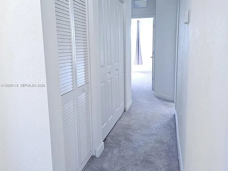 2899 SE 25th Ter — Photo 21