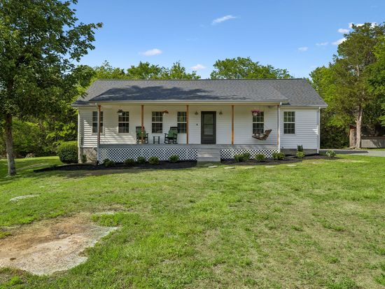 6456 Brandy Ln, Lebanon, TN 37090