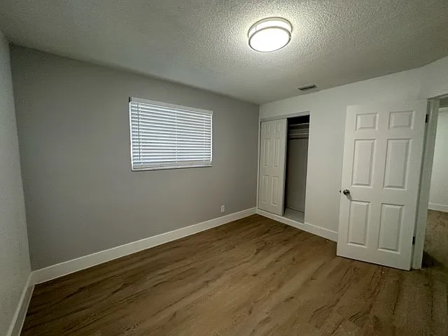 5911 NE 18th Ave — Photo 6
