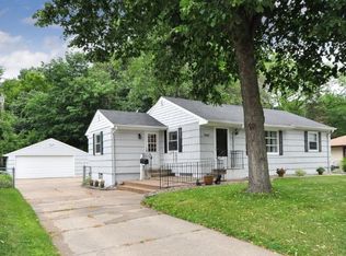 5127 France Ave N, Brooklyn Center, MN 55429
