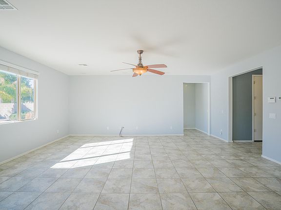 5th image of 18521 W Cinnabar Ave