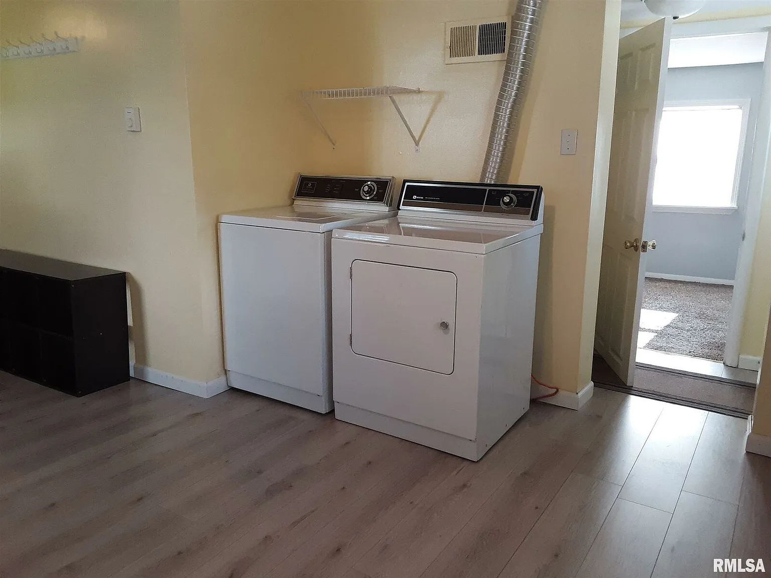 2 bed, 675 sqft, $990 — Photo 4