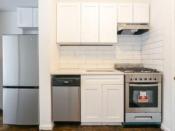 4th image of 348 W 21st St APT 2F