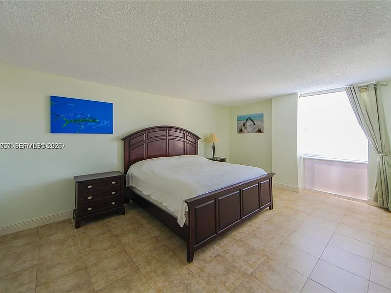 2350 NE 135th St #507 — Photo 12
